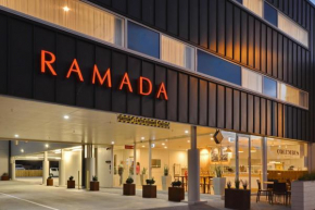  Ramada Suites by Wyndham Christchurch City  Крайстчерч